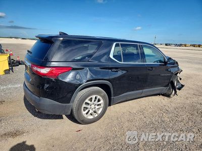 Trzecie zdjęcie samochodu z tyłu: 2020 CHEVROLET TRAVERSE LS VIN:1GNERFKW2LJ180698 - miniatura