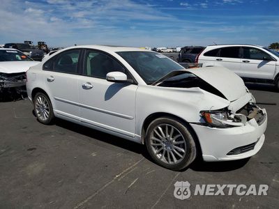 Czwarte zdjęcie samochodu z boku: 2010 VOLVO S40 2.4I VIN:YV1390MS6A2510027 - miniatura