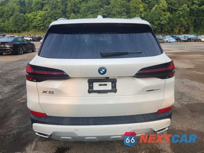 Zdjęcie 6 z 13 samochodu: 2026 BMW X5 XDRIVE50E VIN:5UX43EU02T9382370 - miniatura