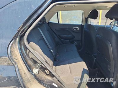 Zdjęcie 10 z 12 samochodu: 2022 HYUNDAI VENUE SE VIN:KMHRB8A31NU176172 - miniatura