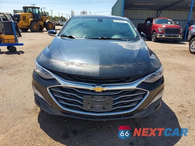 Piąte zdjęcie samochodu w środku: 2020 CHEVROLET MALIBU PREMIER VIN:1G1ZE5SX2LF015108 - miniatura