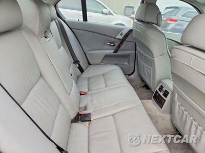 Zdjęcie 10 z 12 samochodu: 2007 BMW 530 I VIN:WBANE73577CM53285 - miniatura