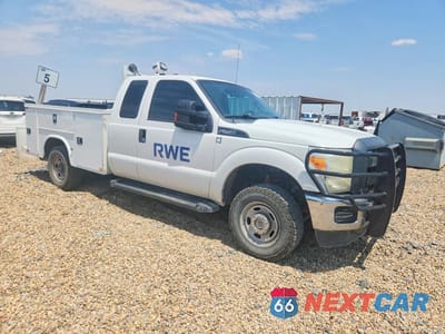 Czwarte zdjęcie samochodu z boku: 2015 FORD F250 SUPER DUTY VIN:1FT7X2B64FEC04173 - miniatura