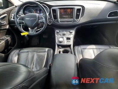 Zdjęcie 8 z 12 samochodu: 2015 CHRYSLER 200 C VIN:1C3CCCCB1FN501109 - miniatura