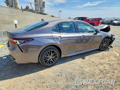 Trzecie zdjęcie samochodu z tyłu: 2024 TOYOTA CAMRY SE VIN:4T1T11AK6RU892384 - miniatura