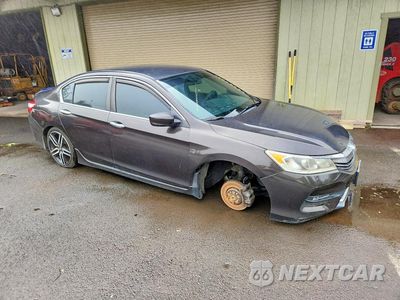 Czwarte zdjęcie samochodu z boku: 2017 HONDA ACCORD SPORT SPECIAL EDITION VIN:1HGCR2F12HA230838 - miniatura