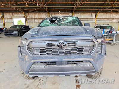 Piąte zdjęcie samochodu w środku: 2026 TOYOTA TACOMA TRD OFF-ROAD HV VIN:3TYLC5LN3TT065813 - miniatura