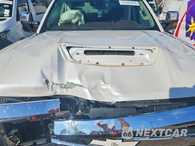 Zdjęcie 12 z 13 samochodu: 2019 CHEVROLET SILVERADO K2500 HIGH COUNTRY VIN:1GC1KUEYXKF219777 - miniatura
