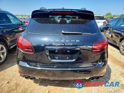 Zdjęcie 6 z 13 samochodu: 2014 PORSCHE CAYENNE GTS VIN:WP1AD2A23ELA73470 - miniatura