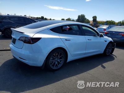 Trzecie zdjęcie samochodu z tyłu: 2020 TESLA MODEL 3 VIN:5YJ3E1EA7LF804517 - miniatura