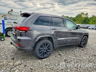 Trzecie zdjęcie samochodu z tyłu: 2017 JEEP GRAND CHEROKEE LAREDO VIN:1C4RJFAG2HC851262 - miniatura