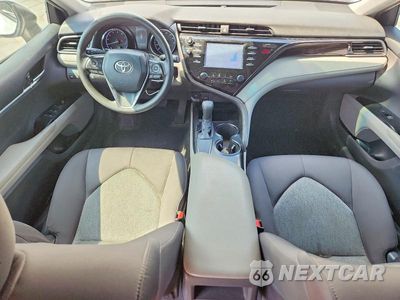 Zdjęcie 8 z 12 samochodu: 2019 TOYOTA CAMRY LE VIN:4T1B11HK9KU822465 - miniatura
