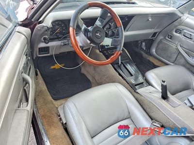 Zdjęcie 8 z 12 samochodu: 1981 CHEVROLET CORVETTE VIN:1G1AY876XBS415686 - miniatura