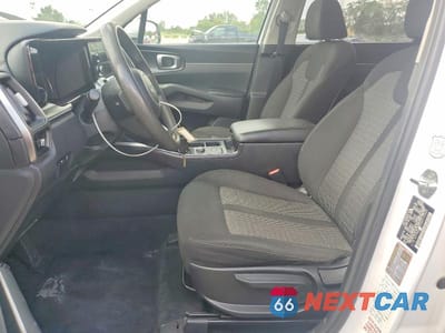 Zdjęcie 7 z 12 samochodu: 2022 KIA SORENTO LX VIN:5XYRG4LC3NG110526 - miniatura