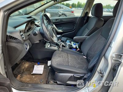 Zdjęcie 7 z 12 samochodu: 2013 FORD FIESTA SE VIN:3FADP4BJ5DM218082 - miniatura