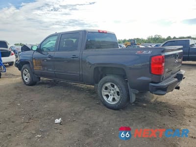 Drugie zdjęcie samochodu z przodu: 2016 CHEVROLET SILVERADO K1500 LT VIN:3GCUKREC2GG174239 - miniatura