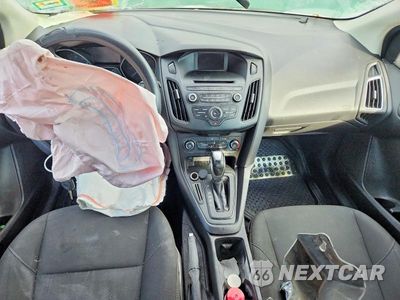 Zdjęcie 8 z 13 samochodu: 2016 FORD FOCUS SE VIN:1FADP3K28GL406586 - miniatura