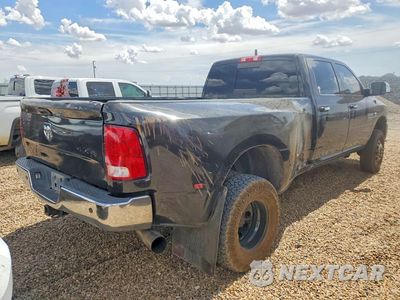 Trzecie zdjęcie samochodu z tyłu: 2018 RAM 3500 SLT VIN:3C63RRHL7JG211903 - miniatura