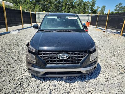 Piąte zdjęcie samochodu w środku: 2022 HYUNDAI VENUE SE VIN:KMHRB8A31NU176172 - miniatura