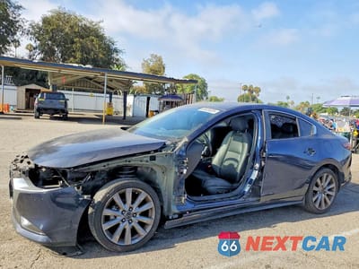 2019 MAZDA 3 3MZBPADL3KM112500 - główne zdjęcie licytacji z USA - miniatura