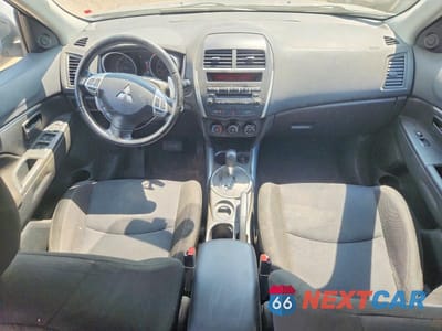 Zdjęcie 8 z 13 samochodu: 2012 MITSUBISHI OUTLANDER SPORT ES VIN:JA4AP3AU8CZ011115 - miniatura