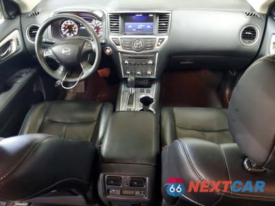 Zdjęcie 8 z 13 samochodu: 2017 NISSAN PATHFINDER SL VIN:5N1DR2MM4HC641724 - miniatura