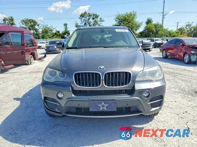 Piąte zdjęcie samochodu w środku: 2013 BMW X5 XDRIVE35I VIN:5UXZV4C5XD0B04705 - miniatura