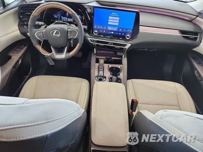Zdjęcie 8 z 13 samochodu: 2025 LEXUS RX 350H PREMIUM+ VIN:2T2BBMCA0SC100862 - miniatura