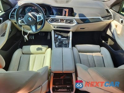 Zdjęcie 8 z 14 samochodu: 2021 BMW X6 M50I VIN:5UXCY8C03M9D78381 - miniatura