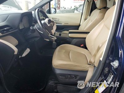 Zdjęcie 7 z 13 samochodu: 2022 TOYOTA SIENNA XLE VIN:5TDYRKEC4NS102140 - miniatura