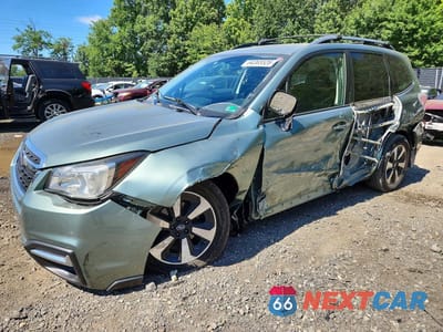 2017 SUBARU FORESTER 2.5I PREMIUM JF2SJAEC3HH455423 - główne zdjęcie licytacji z USA - miniatura