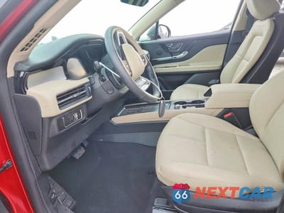 Zdjęcie 7 z 13 samochodu: 2026 LINCOLN CORSAIR PREMIERE VIN:5LMCJ1DA5TUL08810 - miniatura