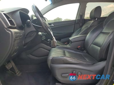 Zdjęcie 7 z 13 samochodu: 2019 HYUNDAI TUCSON LIMITED VIN:KM8J33AL9KU857544 - miniatura