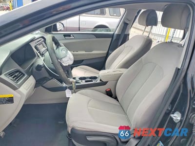 Zdjęcie 7 z 12 samochodu: 2017 HYUNDAI SONATA SE VIN:5NPE24AF9HH587565 - miniatura