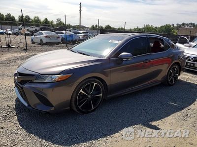 2018 TOYOTA CAMRY XSE V6 4T1BZ1HK1JU015008 - główne zdjęcie licytacji z USA - miniatura