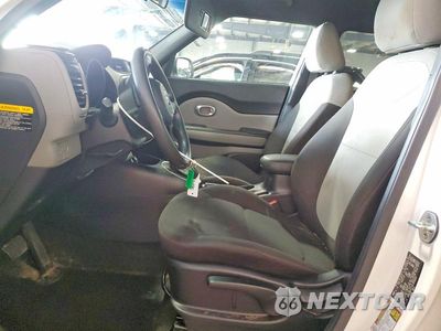 Zdjęcie 7 z 12 samochodu: 2016 KIA SOUL BASE VIN:KNDJN2A27G7334920 - miniatura
