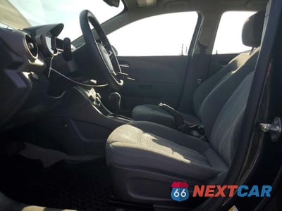 Zdjęcie 7 z 12 samochodu: 2015 CHEVROLET SONIC LT VIN:1G1JC5SH6F4141368 - miniatura