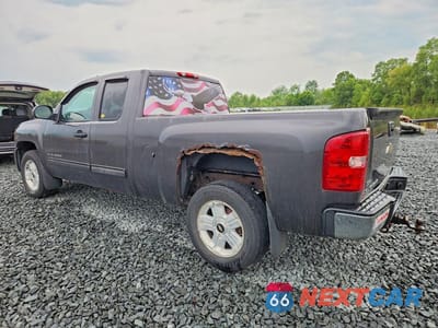 Drugie zdjęcie samochodu z przodu: 2010 CHEVROLET SILVERADO K1500 LT VIN:1GCSKSE36AZ207975 - miniatura