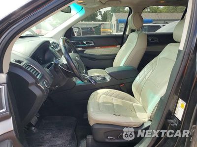 Zdjęcie 7 z 12 samochodu: 2016 FORD EXPLORER PLATINUM VIN:1FM5K8HT1GGB34879 - miniatura