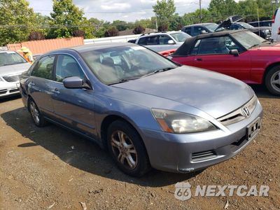 Czwarte zdjęcie samochodu z boku: 2007 HONDA ACCORD SE VIN:1HGCM56327A106021 - miniatura