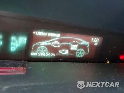 Zdjęcie 9 z 12 samochodu: 2011 TOYOTA PRIUS THREE VIN:JTDKN3DU4B1341374 - miniatura