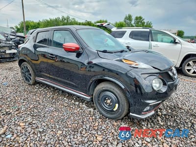 Czwarte zdjęcie samochodu z boku: 2015 NISSAN JUKE NISMO VIN:JN8AF5MV2FT558739 - miniatura