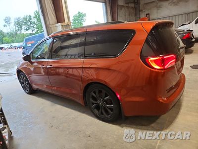 Drugie zdjęcie samochodu z przodu: 2018 CHRYSLER PACIFICA TOURING L VIN:2C4RC1BG6JR229076 - miniatura