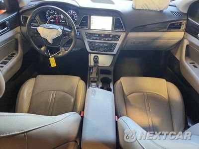 Zdjęcie 8 z 12 samochodu: 2015 HYUNDAI SONATA LIMITED VIN:5NPE34AF0FH099566 - miniatura