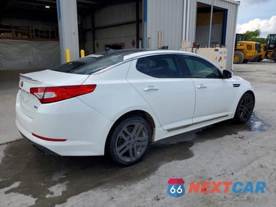 Trzecie zdjęcie samochodu z tyłu: 2013 KIA OPTIMA SX VIN:5XXGR4A60DG148586 - miniatura