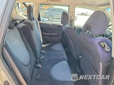 Zdjęcie 10 z 12 samochodu: 2007 HONDA FIT S VIN:JHMGD38607S049516 - miniatura