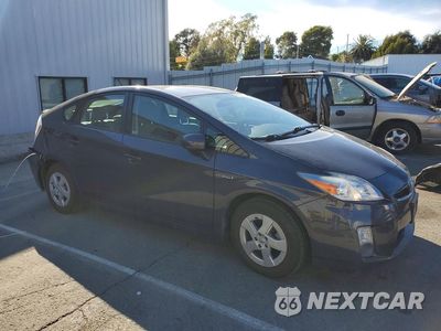 Czwarte zdjęcie samochodu z boku: 2011 TOYOTA PRIUS THREE VIN:JTDKN3DU7B5358050 - miniatura