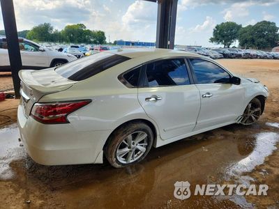 Trzecie zdjęcie samochodu z tyłu: 2014 NISSAN ALTIMA 2.5 VIN:1N4AL3AP8EN216297 - miniatura