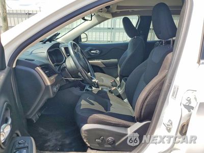 Zdjęcie 7 z 13 samochodu: 2017 JEEP CHEROKEE LATITUDE VIN:1C4PJLCB9HD231851 - miniatura