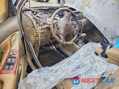 Zdjęcie 8 z 12 samochodu: 2003 TOYOTA COROLLA LE VIN:2T1BR38E73C136197 - miniatura